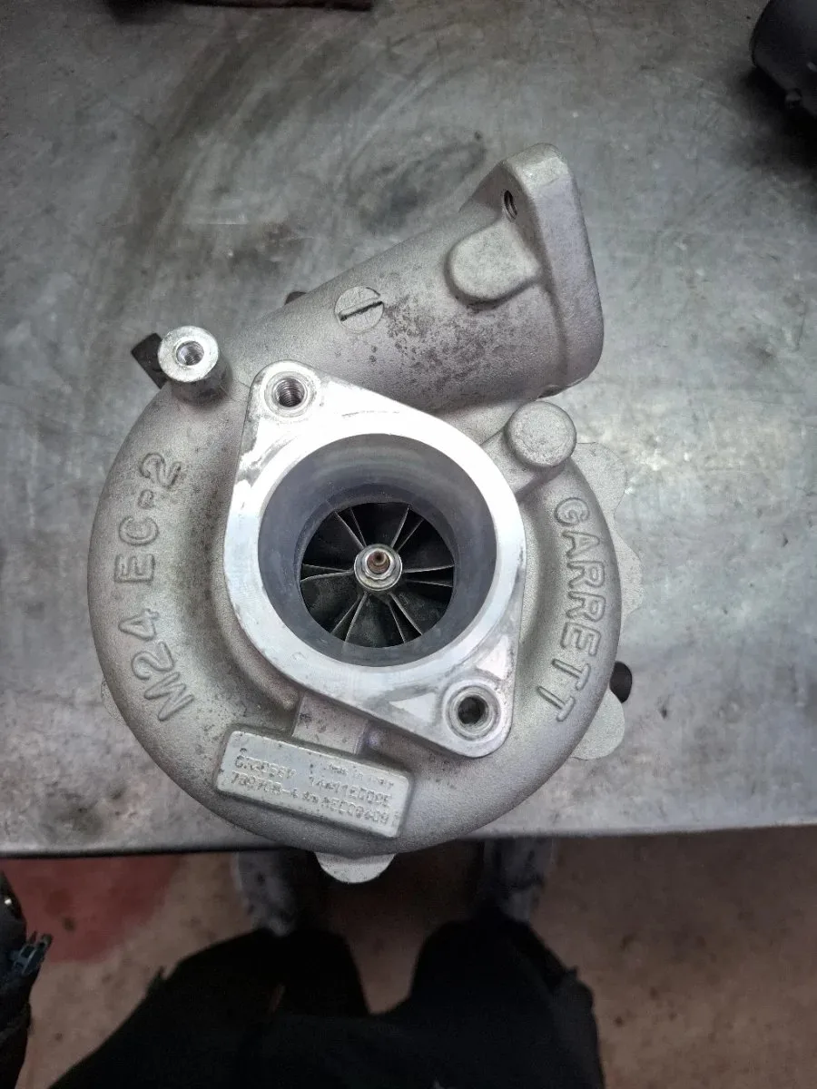 Turbo Garrett M24 para Nissan Navara Pathfinder 2.